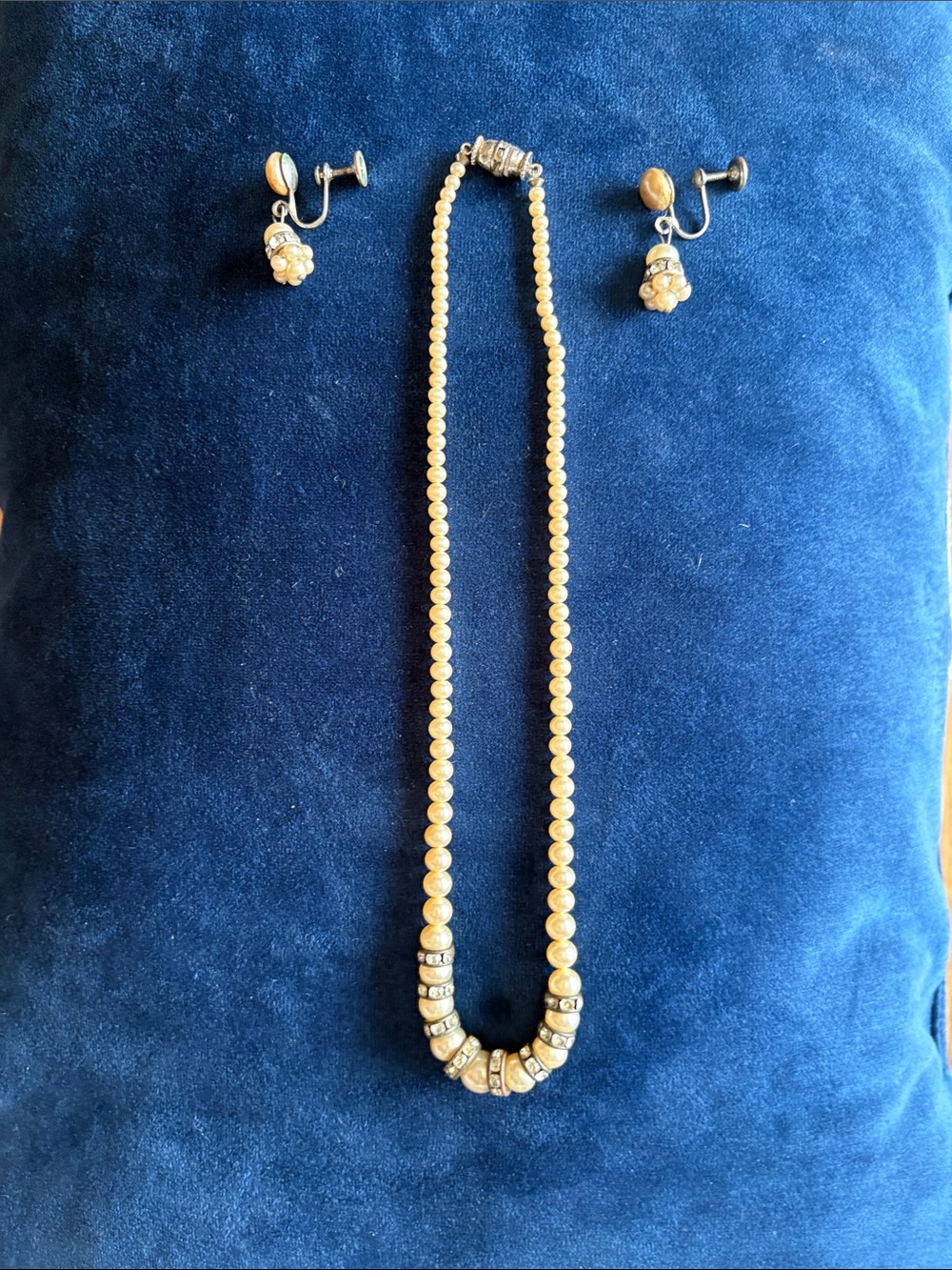 Vintage Peach Pearl Necklace and Clip-On Earring Set